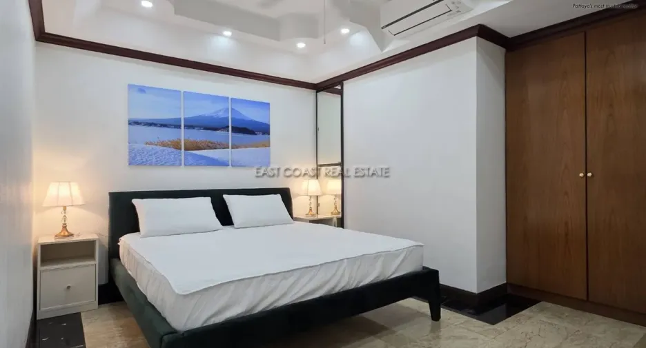 For rent 2 bedrooms condo in Bang Lamung, Chonburi