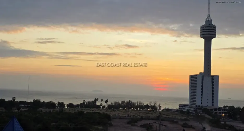 For rent 2 bedrooms condo in Bang Lamung, Chonburi
