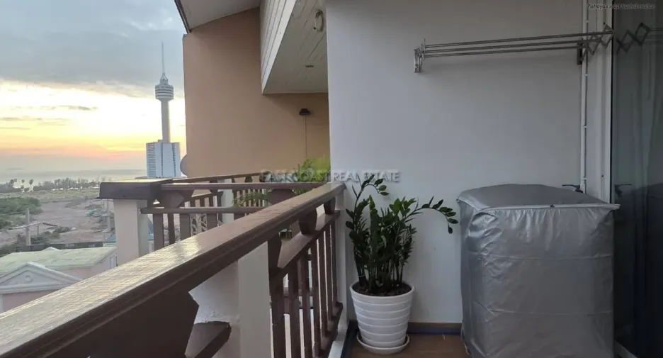 For rent 2 bedrooms condo in Bang Lamung, Chonburi