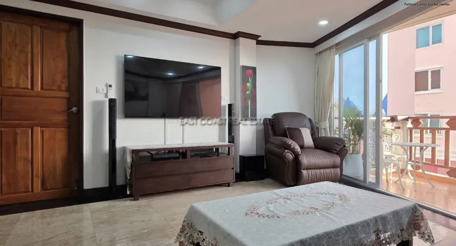 For rent 2 bedrooms condo in Bang Lamung, Chonburi