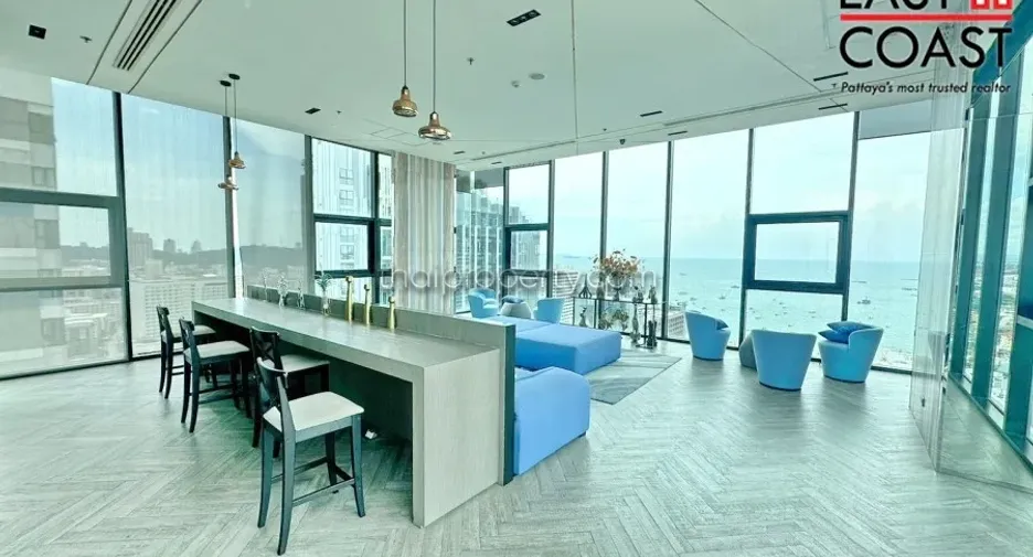 For rent 2 bedrooms condo in Bang Lamung, Chonburi