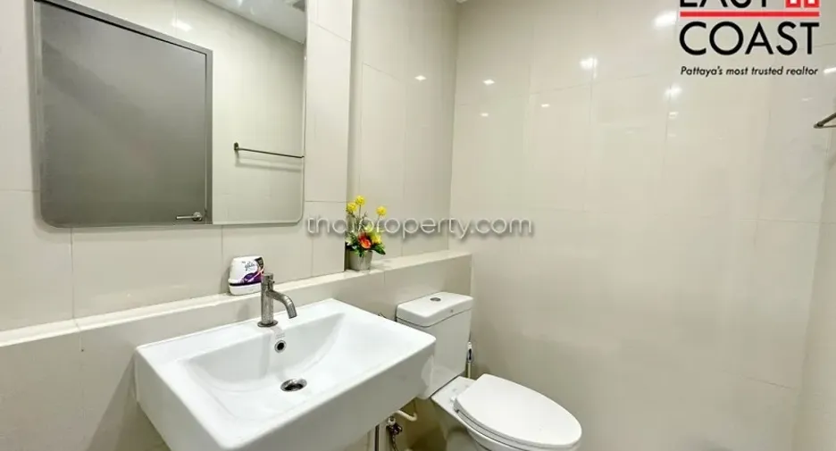 For rent 2 bedrooms condo in Bang Lamung, Chonburi