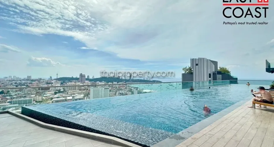For rent 2 bedrooms condo in Bang Lamung, Chonburi