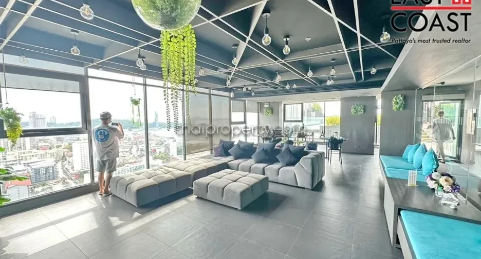 For rent 2 bedrooms condo in Bang Lamung, Chonburi