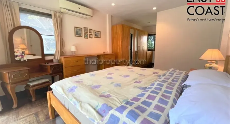 Casa en alquiler de 4 habitaciones en Na Jomtien, Pattaya