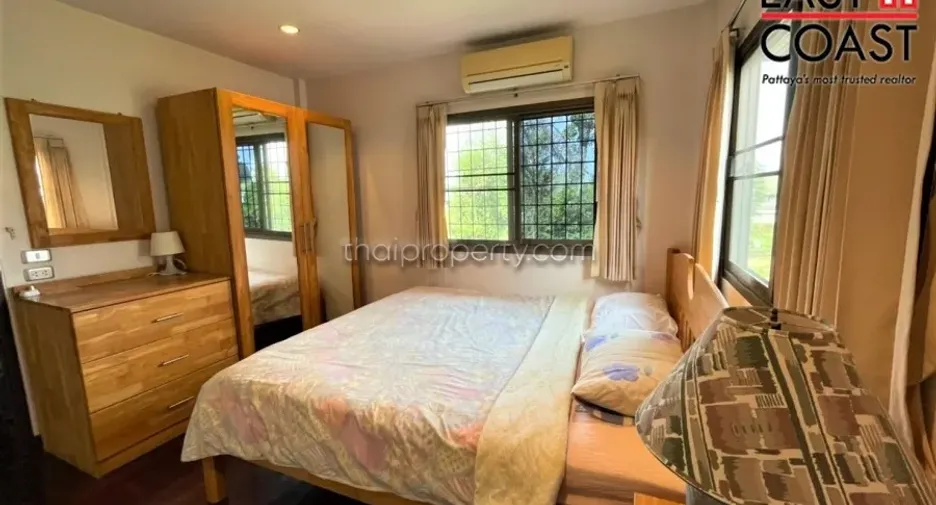 Casa en alquiler de 4 habitaciones en Na Jomtien, Pattaya