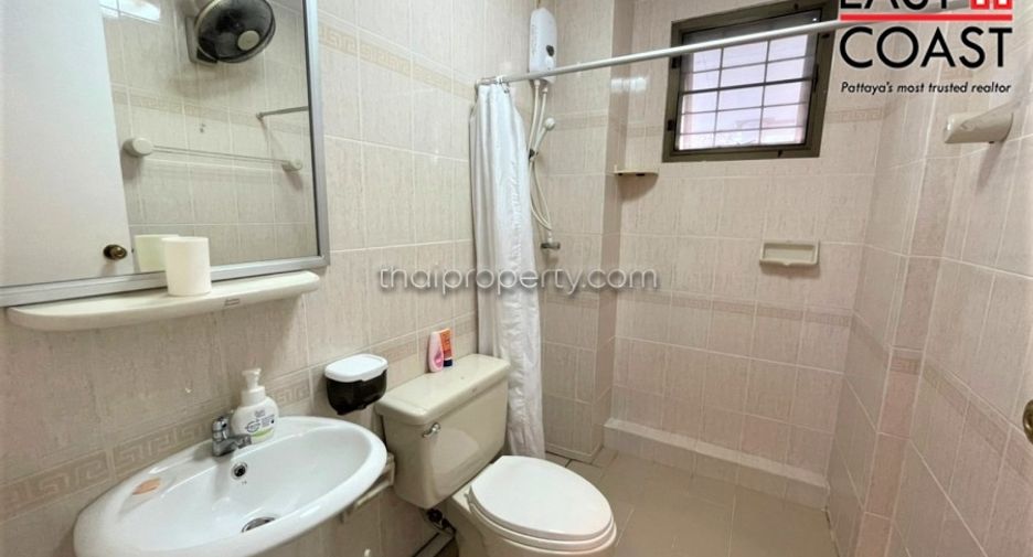 For rent 4 bedrooms house in Sattahip, Chonburi