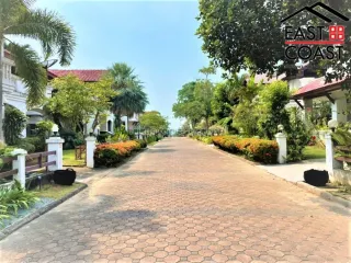Casa en alquiler de 4 habitaciones en Na Jomtien, Pattaya