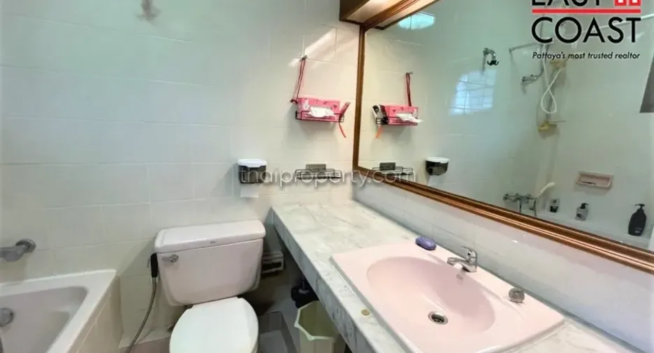 Casa en alquiler de 4 habitaciones en Na Jomtien, Pattaya