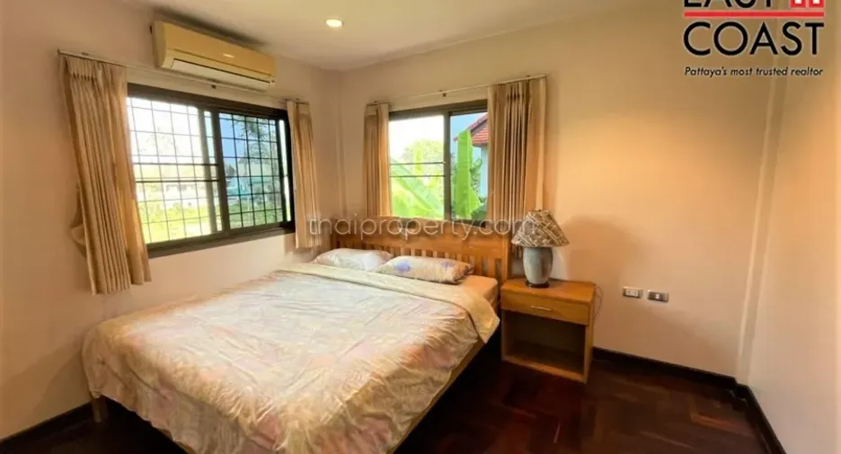 Casa en alquiler de 4 habitaciones en Na Jomtien, Pattaya