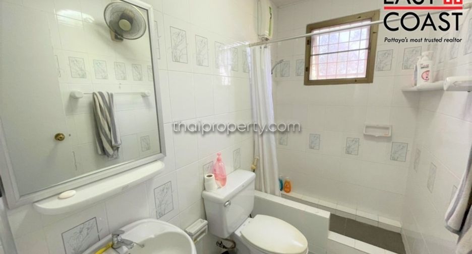 For rent 4 bedrooms house in Sattahip, Chonburi