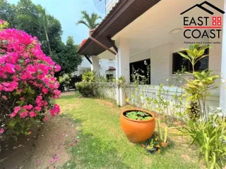 Casa en alquiler de 4 habitaciones en Na Jomtien, Pattaya