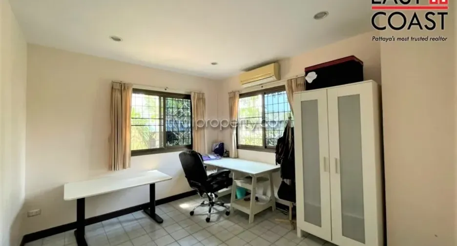 Casa en alquiler de 4 habitaciones en Na Jomtien, Pattaya
