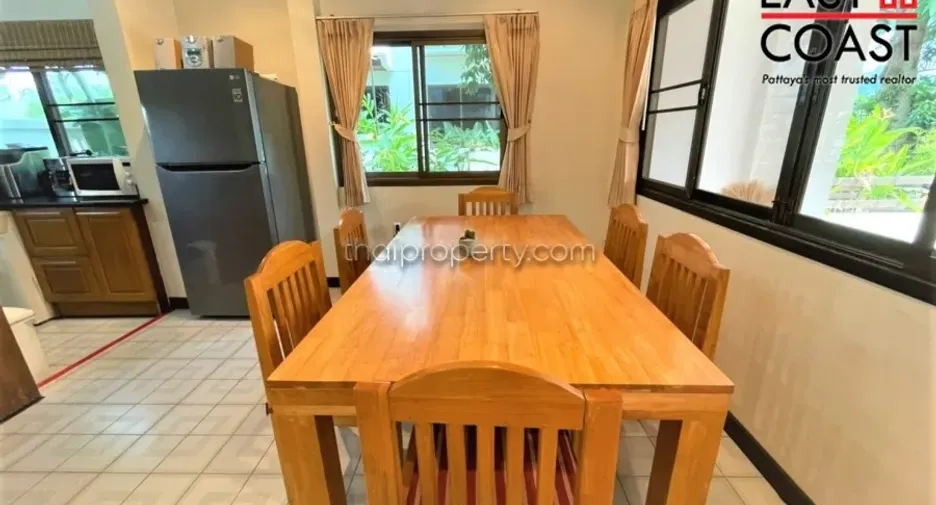 Casa en alquiler de 4 habitaciones en Na Jomtien, Pattaya