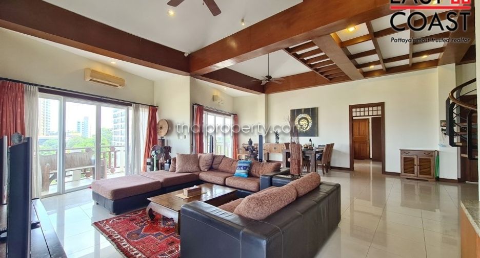 For rent 2 bedrooms condo in Bang Lamung, Chonburi