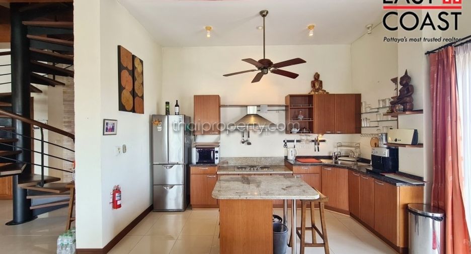 For rent 2 bedrooms condo in Bang Lamung, Chonburi