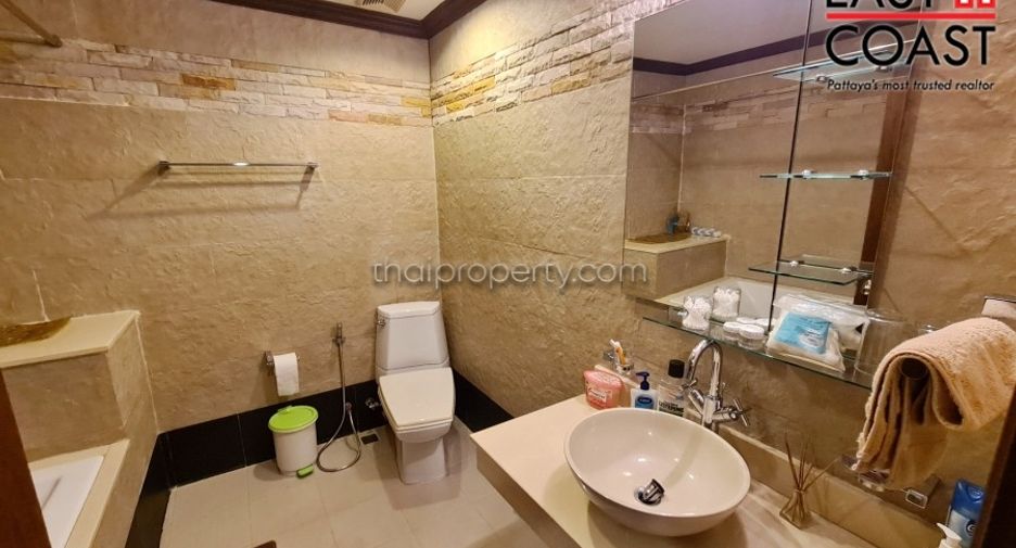 For rent 2 bedrooms condo in Bang Lamung, Chonburi