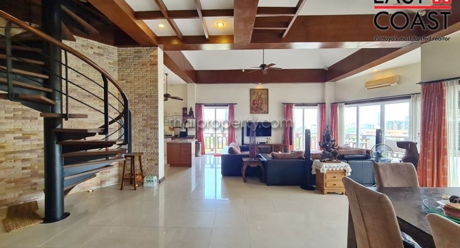 For rent 2 bedrooms condo in Bang Lamung, Chonburi