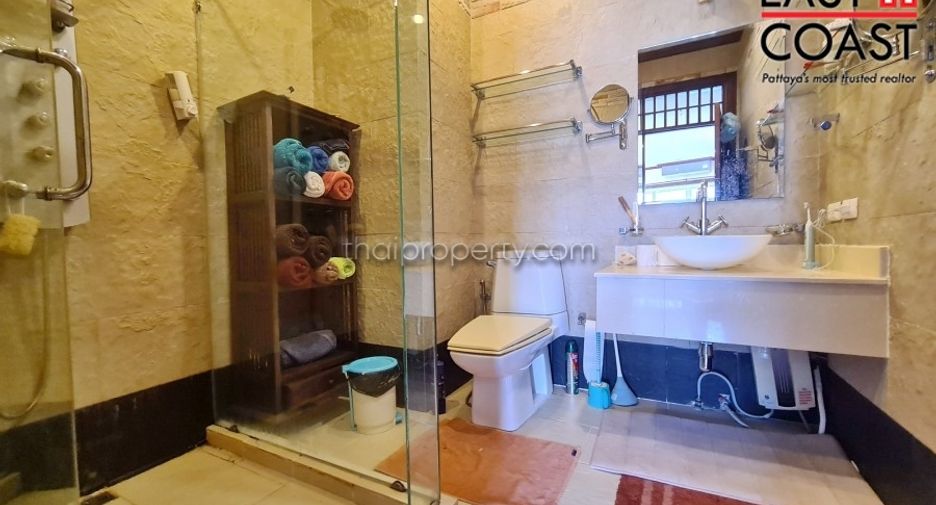 For rent 2 bedrooms condo in Bang Lamung, Chonburi