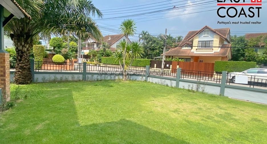 For rent 4 bedrooms house in East Pattaya, Pattaya