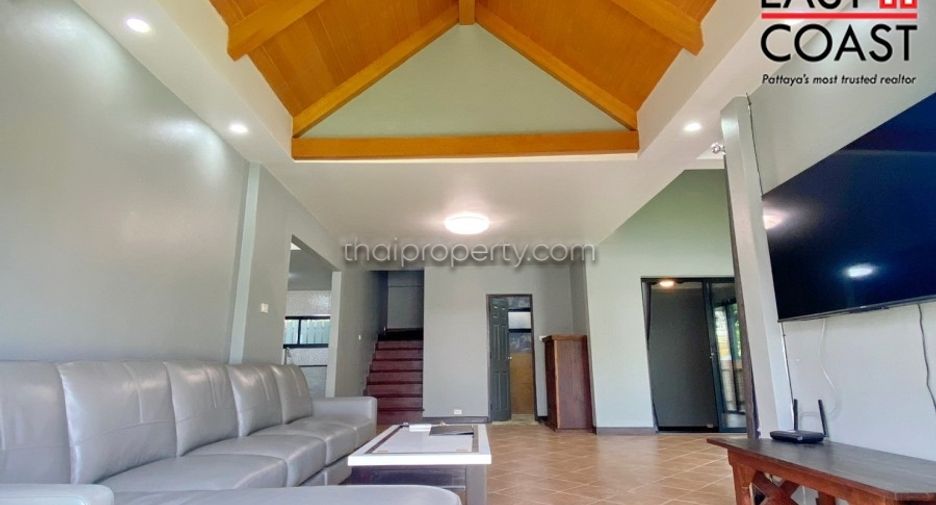 For rent 4 bedrooms house in East Pattaya, Pattaya