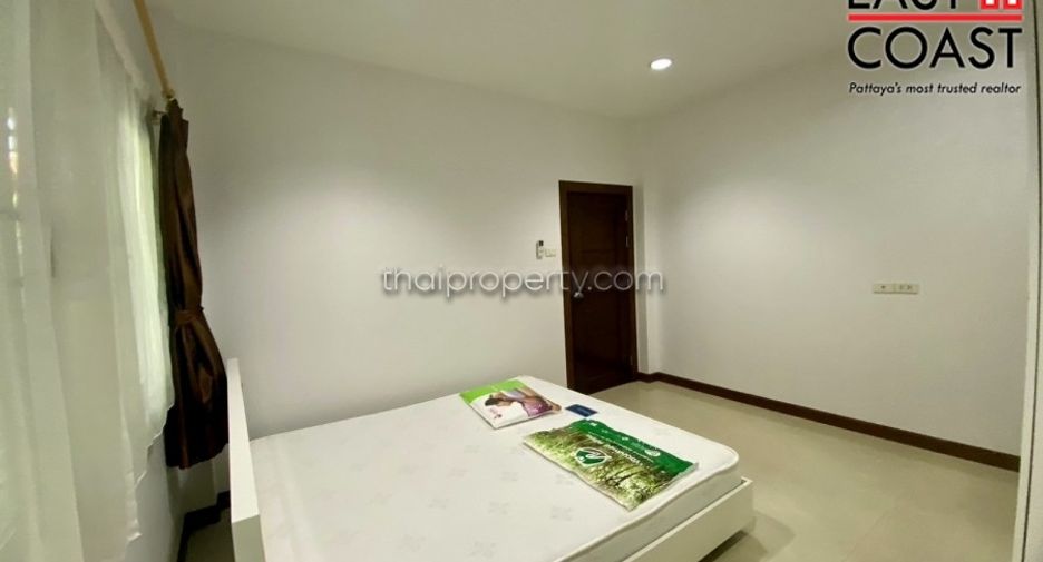 Haus zur Miete mit 3 Zimmer in Bang Lamung, Chonburi