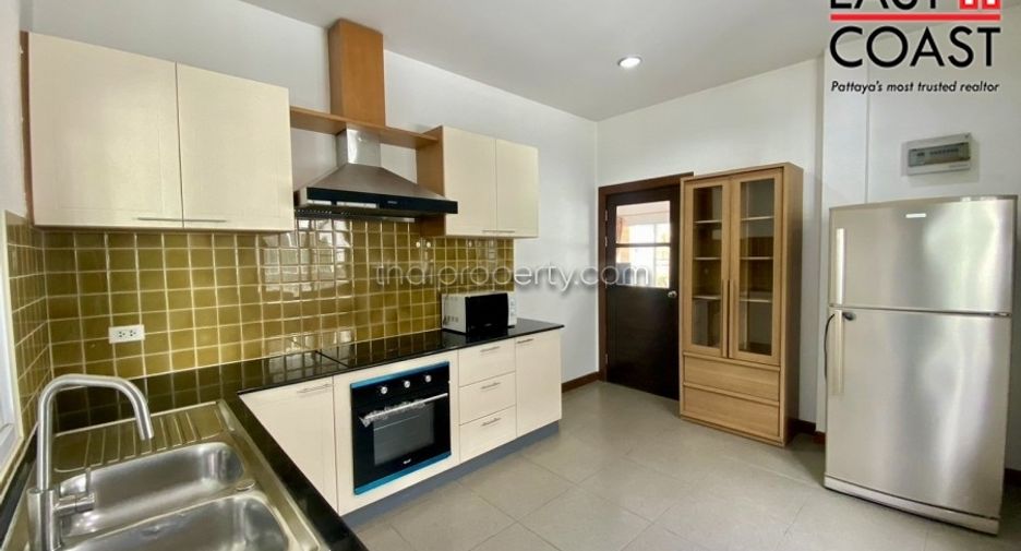 Haus zur Miete mit 3 Zimmer in Bang Lamung, Chonburi