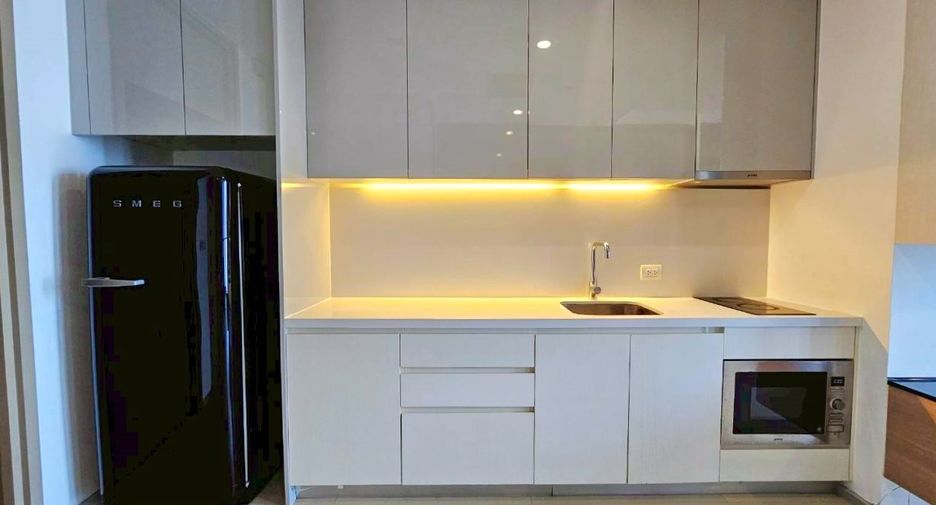For rent and for sale 1 bed condo in Pathum Wan, Bangkok