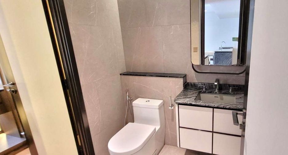 Wohnung zur Miete mit 2 Zimmer in Watthana, Bangkok
