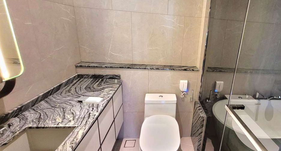 Wohnung zur Miete mit 2 Zimmer in Watthana, Bangkok