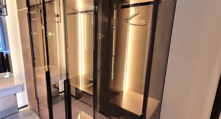 Wohnung zur Miete mit 2 Zimmer in Watthana, Bangkok