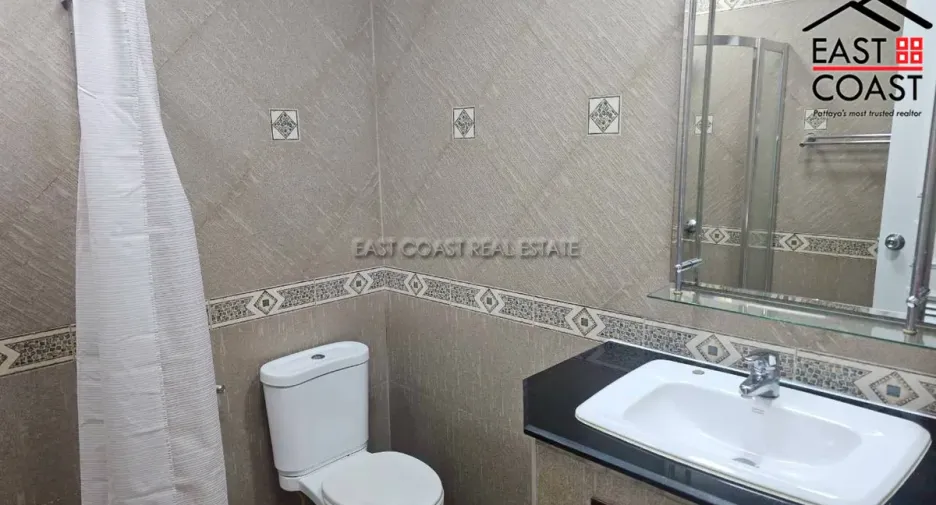 For rent 2 bedrooms condo in Bang Lamung, Chonburi