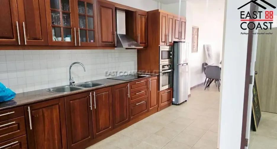 For rent 2 bedrooms condo in Bang Lamung, Chonburi
