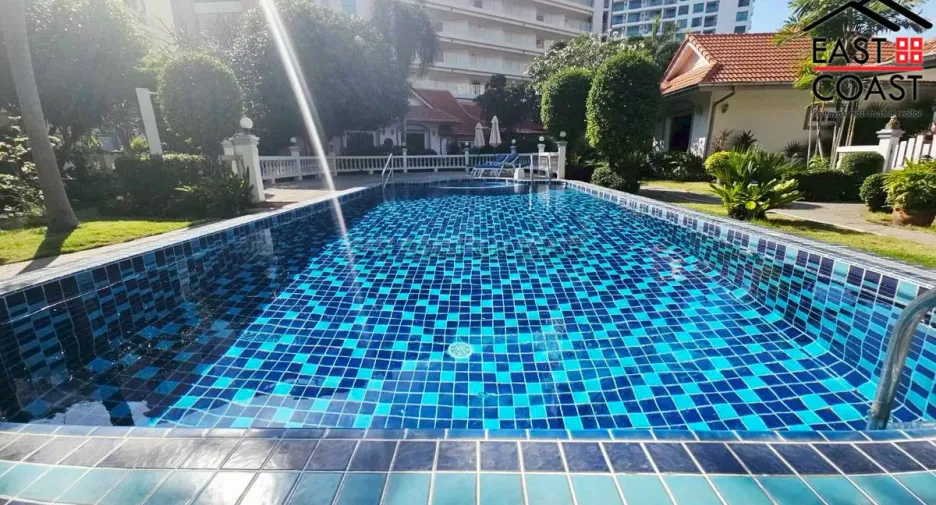 For rent 2 bedrooms condo in Bang Lamung, Chonburi