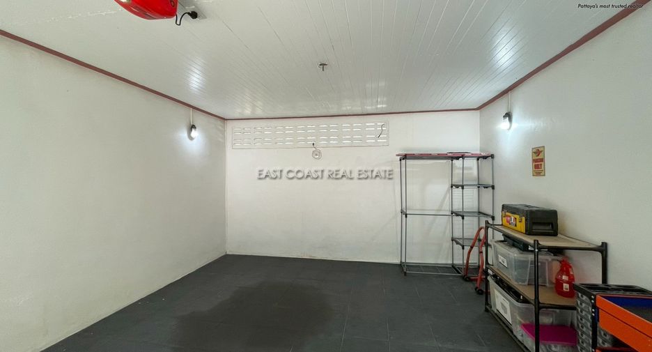For rent 3 bedrooms house in East Pattaya, Pattaya
