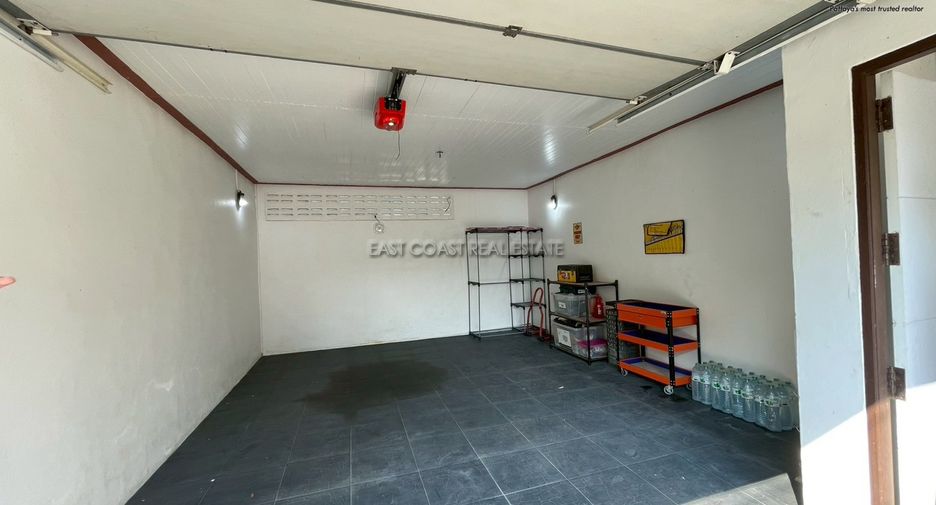 For rent 3 bedrooms house in East Pattaya, Pattaya