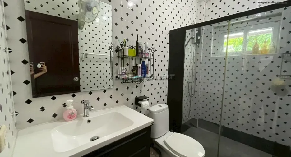 For rent 3 bedrooms house in Bang Lamung, Chonburi