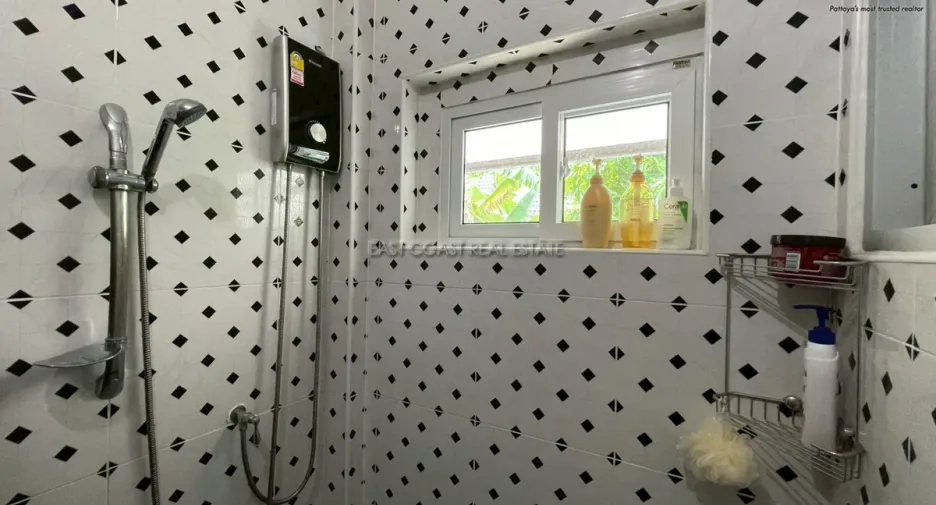 For rent 3 bedrooms house in Bang Lamung, Chonburi