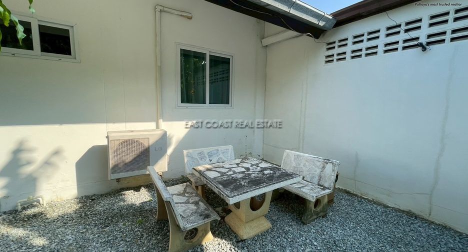 For rent 3 bedrooms house in East Pattaya, Pattaya