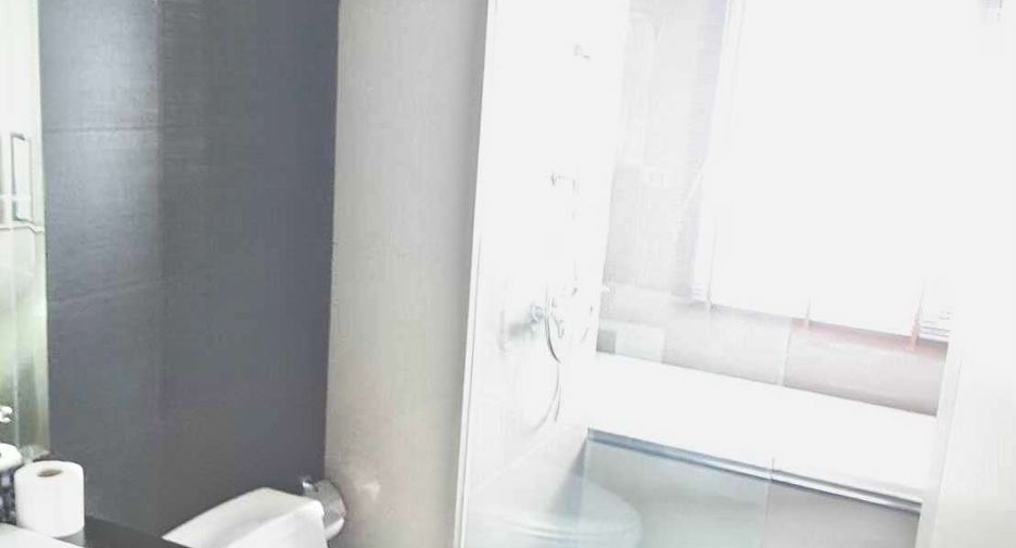 Condo en alquiler de 2 habitaciones en Khlong Toei, Bangkok