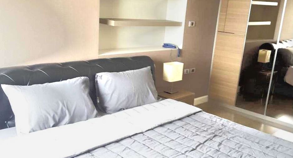 Condo en alquiler de 2 habitaciones en Khlong Toei, Bangkok