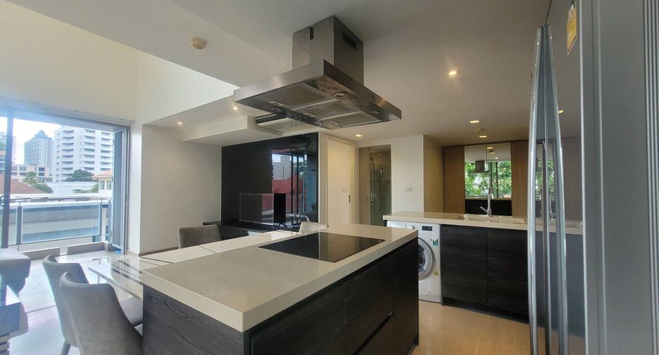 Wohnung zur Miete und zum Kauf mit 2 Zimmer in Watthana, Bangkok