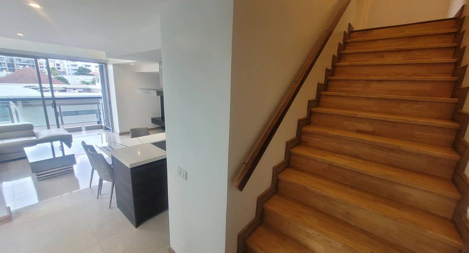 Wohnung zur Miete und zum Kauf mit 2 Zimmer in Watthana, Bangkok