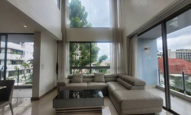 Wohnung zur Miete und zum Kauf mit 2 Zimmer in Watthana, Bangkok