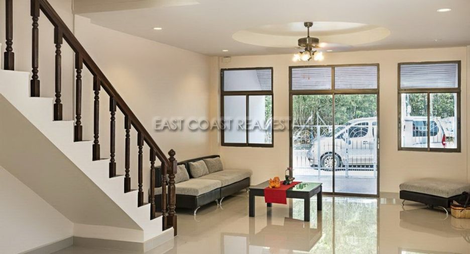 À louer 4 chambres maison à Bang Lamung, Chonburi