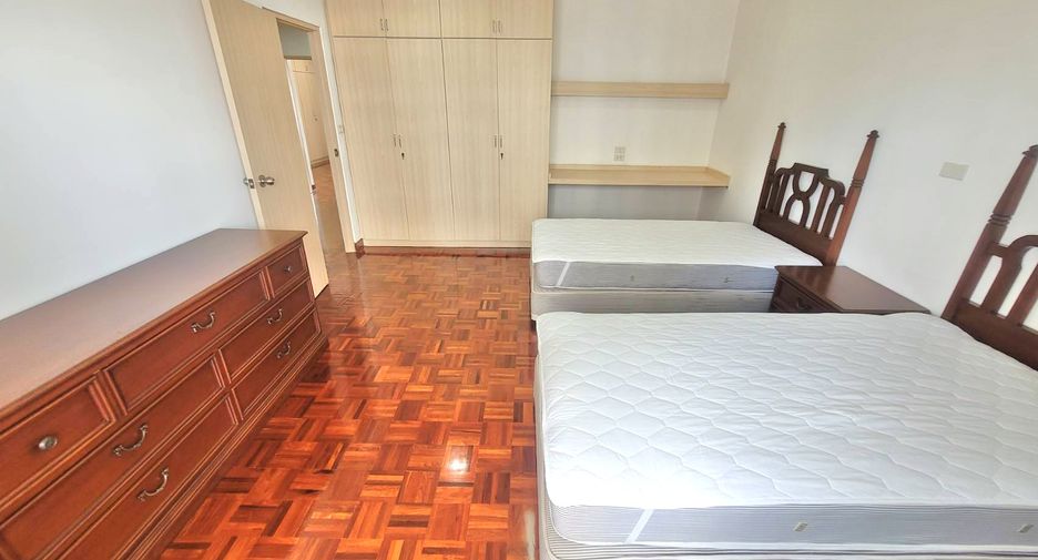 For rent 3 ベッドルーム condo in Watthana, Bangkok