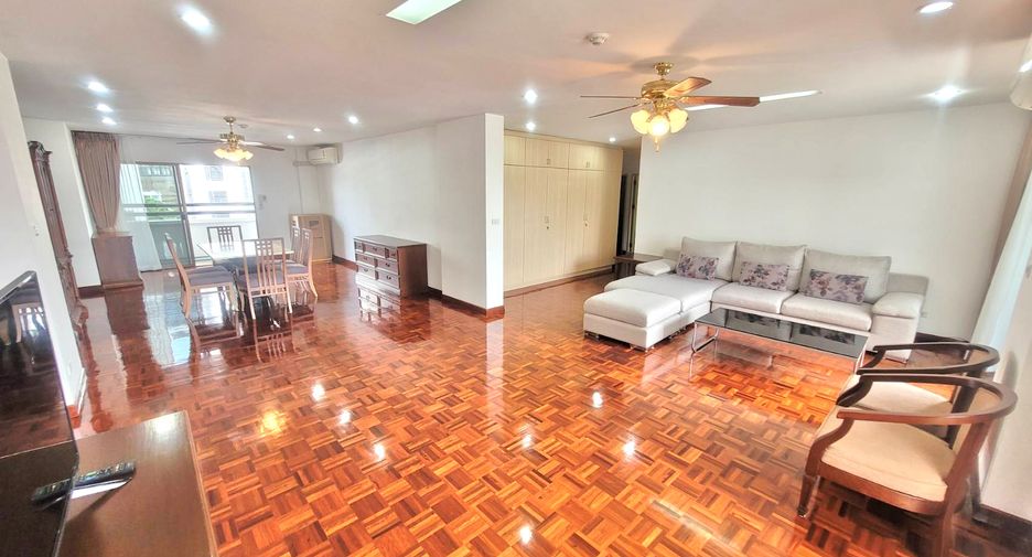 For rent 3 ベッドルーム condo in Watthana, Bangkok