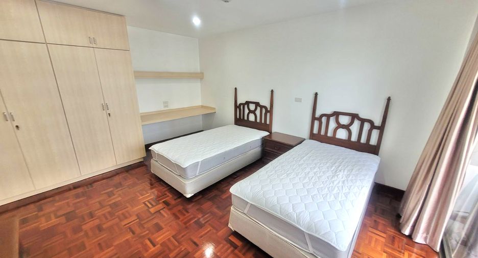 For rent 3 ベッドルーム condo in Watthana, Bangkok