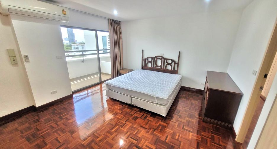 For rent 3 ベッドルーム condo in Watthana, Bangkok