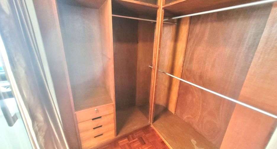 For rent 3 ベッドルーム condo in Watthana, Bangkok